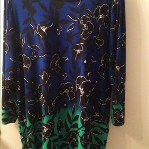 C&J Banks Women’s Tunic